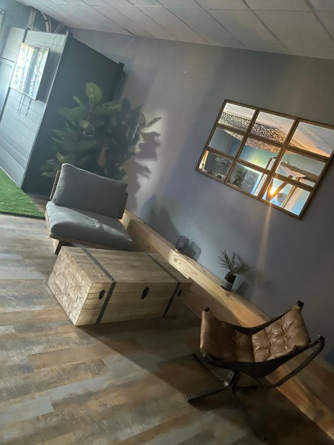 L'Entrepot Secret Hotel Nimes Ngoại thất bức ảnh